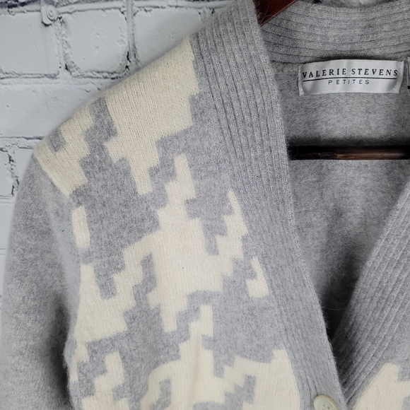 VALERIE STEVENS | vintage lambswool & angora blend 5 button cardigan sweater - Picture 2 of 10